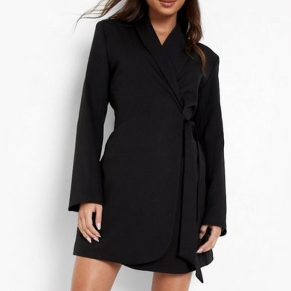 BLACK BLAZER DRESS - Picture 5 of 5